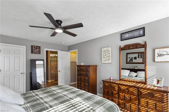 7703 Mainsail CT, Hayes, VA 23072