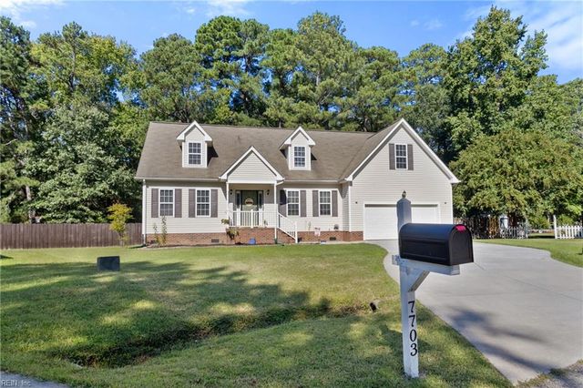 7703 Mainsail CT, Hayes, VA 23072