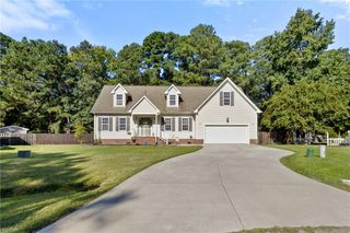 7703 Mainsail CT, Hayes, VA 23072