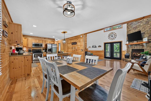 22 Kings Court, Ellijay, GA 30540
