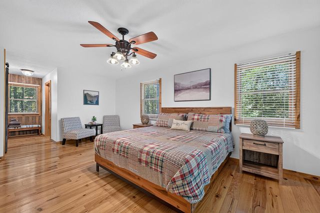 22 Kings Court, Ellijay, GA 30540