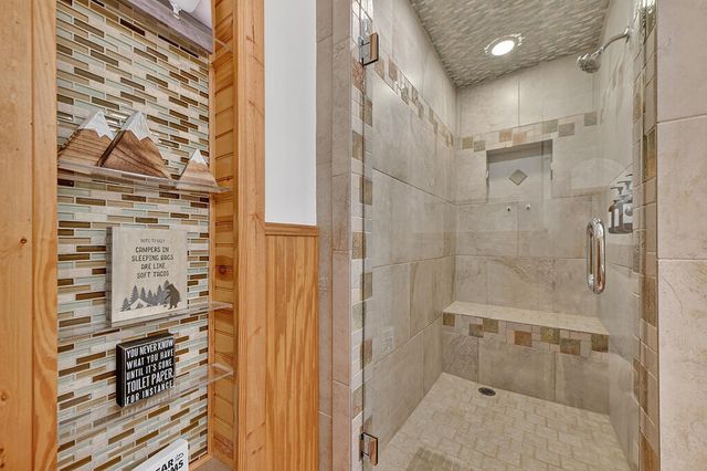 22 Kings Court, Ellijay, GA 30540