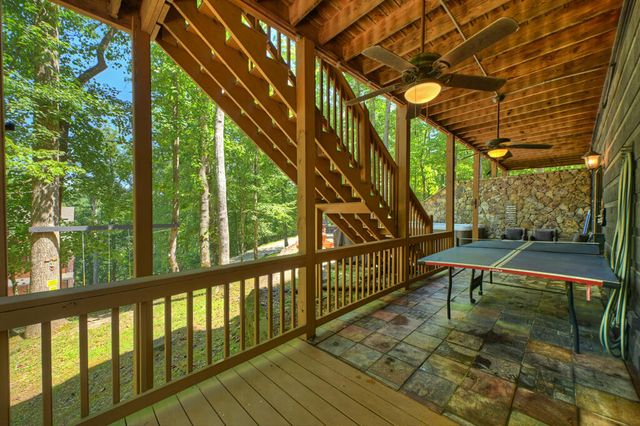 22 Kings Court, Ellijay, GA 30540