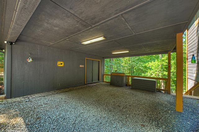22 Kings Court, Ellijay, GA 30540