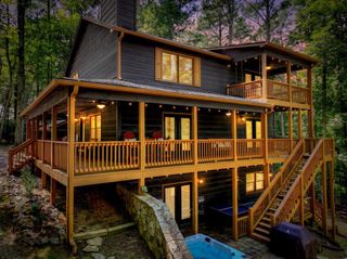 22 Kings Court, Ellijay, GA 30540
