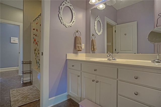 1521 Skyline Vista Court, Russellville, AR 72802