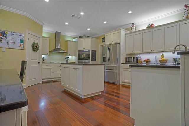 1521 Skyline Vista Court, Russellville, AR 72802