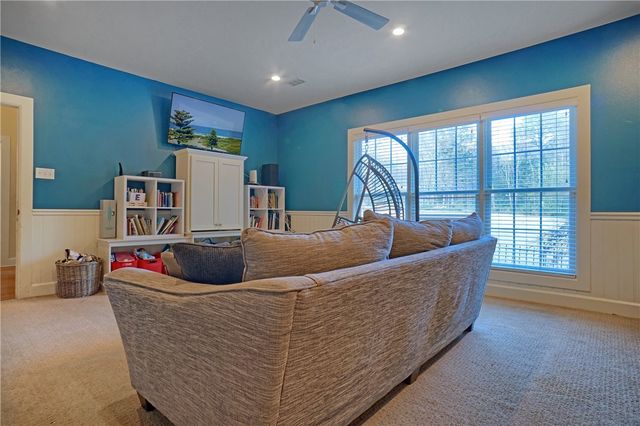 1521 Skyline Vista Court, Russellville, AR 72802