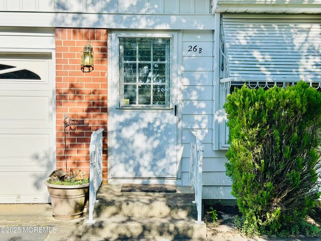 26 B Moccasin Drive B, Whiting, NJ 08759