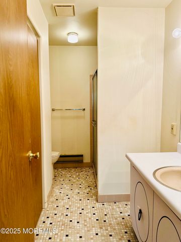 26 B Moccasin Drive B, Whiting, NJ 08759