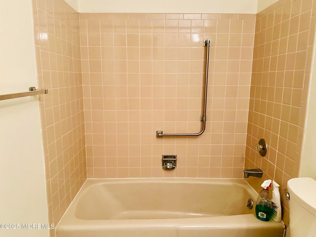 26 B Moccasin Drive B, Whiting, NJ 08759