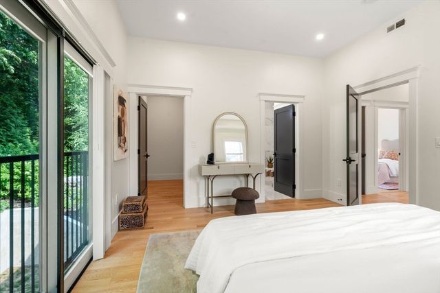 57-59 Highland Rd 59, Brookline, MA 02445