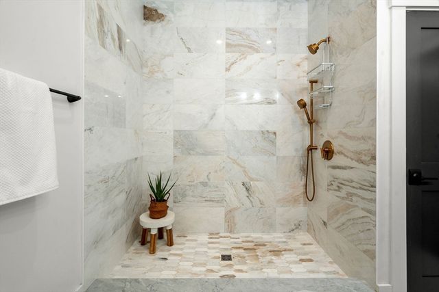57-59 Highland Rd 59, Brookline, MA 02445