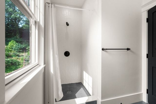 57-59 Highland Rd 59, Brookline, MA 02445