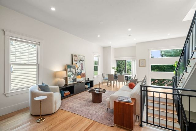 57-59 Highland Rd 59, Brookline, MA 02445