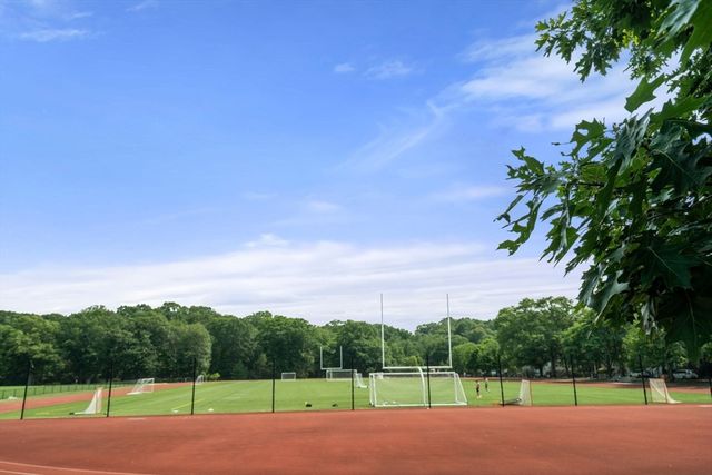 57-59 Highland Rd 59, Brookline, MA 02445