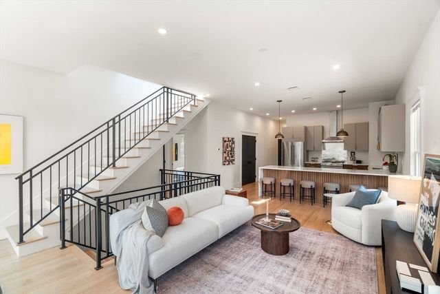 57-59 Highland Rd 59, Brookline, MA 02445