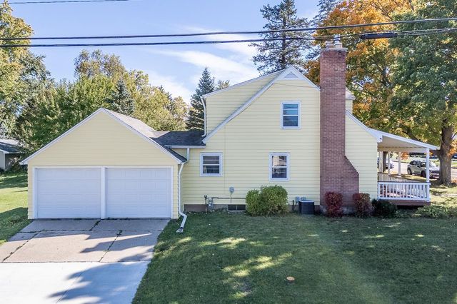 615 BUCK STREET, New London, WI 54961