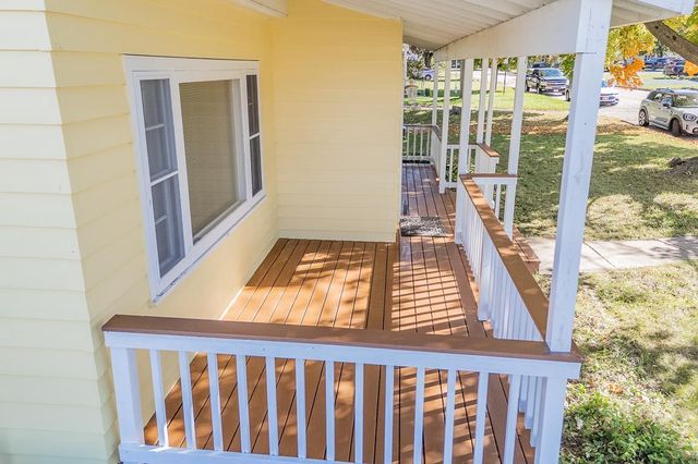 615 BUCK STREET, New London, WI 54961