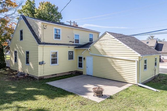 615 BUCK STREET, New London, WI 54961