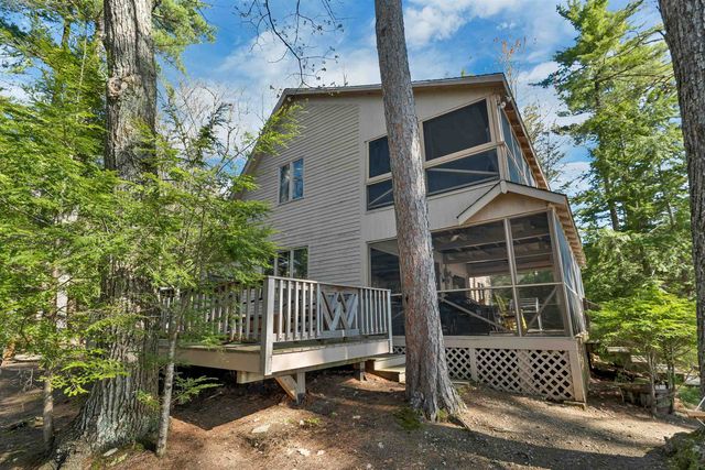 43 Howard Road, Holderness, NH 03245