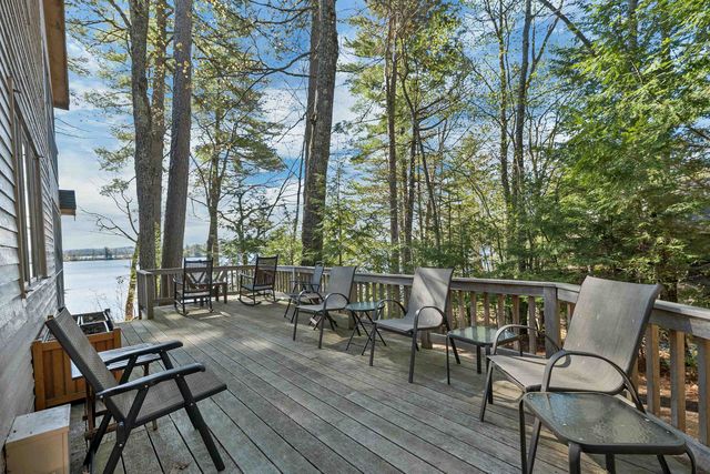 43 Howard Road, Holderness, NH 03245