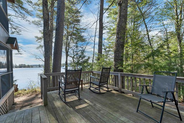 43 Howard Road, Holderness, NH 03245