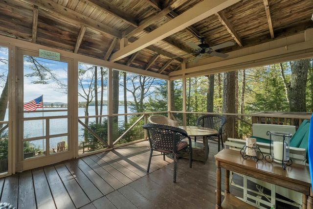 43 Howard Road, Holderness, NH 03245