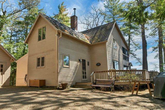 43 Howard Road, Holderness, NH 03245