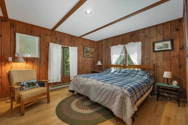 43 Howard Road, Holderness, NH 03245