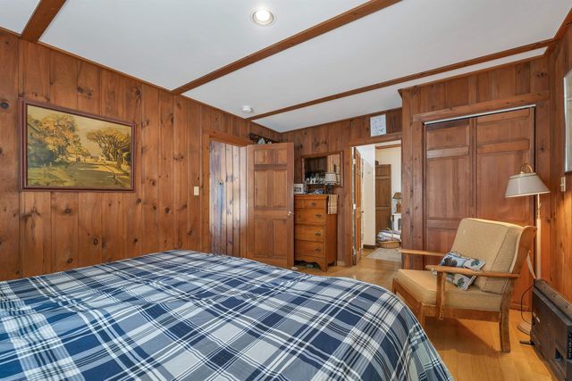 43 Howard Road, Holderness, NH 03245