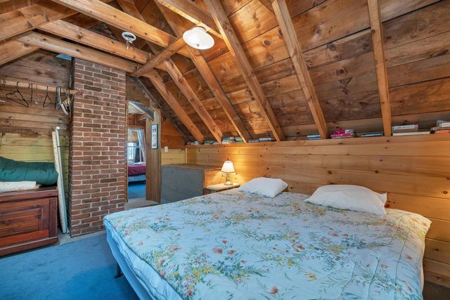 43 Howard Road, Holderness, NH 03245