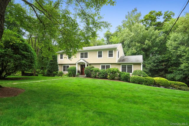12 Suzanne Lane, Chappaqua, NY 10514