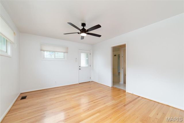 422 Barron Lane, Webster Groves, MO 63119
