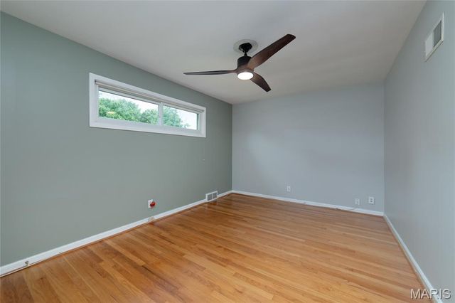 422 Barron Lane, Webster Groves, MO 63119