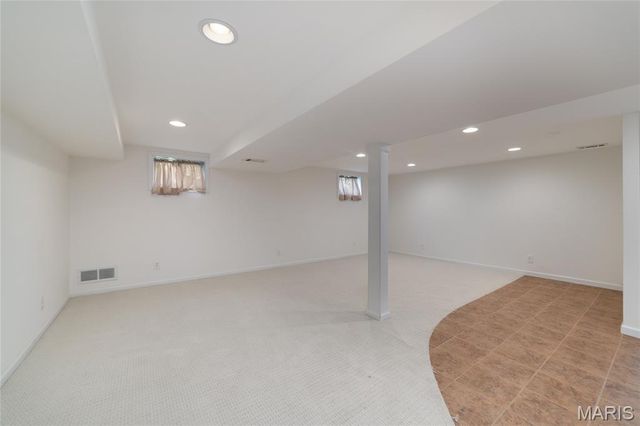 422 Barron Lane, Webster Groves, MO 63119
