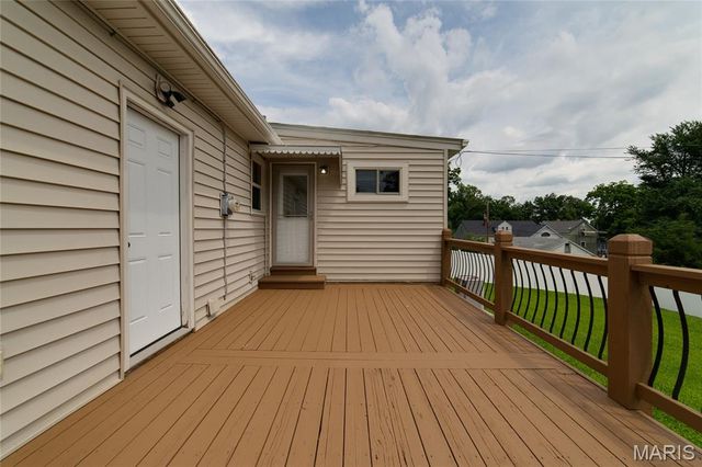 422 Barron Lane, Webster Groves, MO 63119