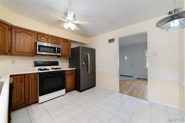 422 Barron Lane, Webster Groves, MO 63119