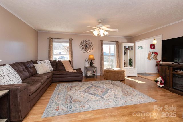 22 Ivy Garden Drive, Candler, NC 28715