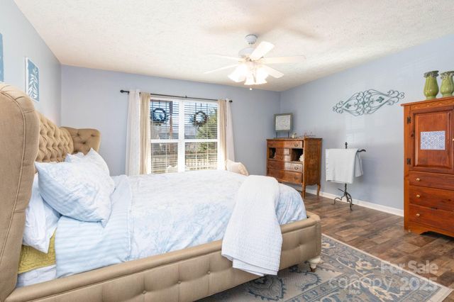 22 Ivy Garden Drive, Candler, NC 28715