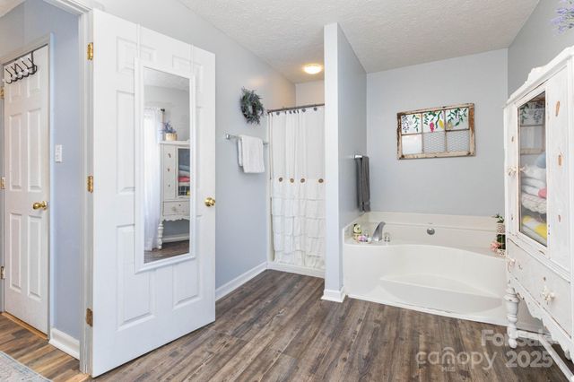 22 Ivy Garden Drive, Candler, NC 28715