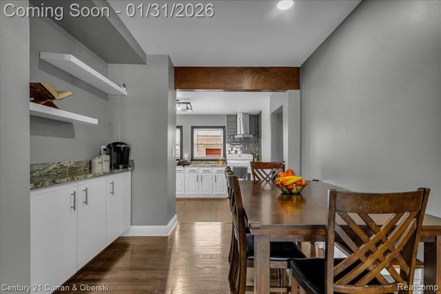 2163 Thomas Street, Lincoln Park, MI 48146