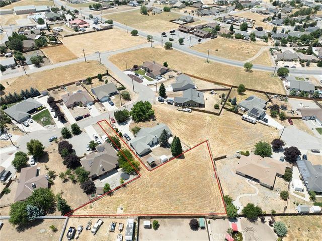 18140 Flare Drive, Tehachapi, CA 93561