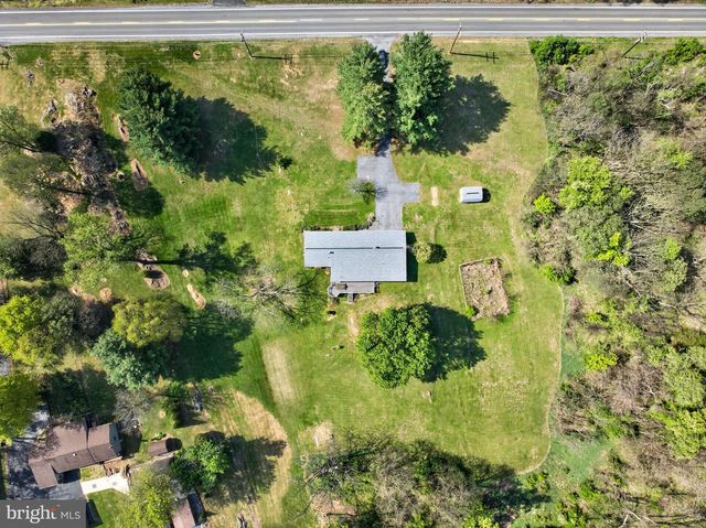 6679 MARTINSBURG PIKE, Shepherdstown, WV 25443