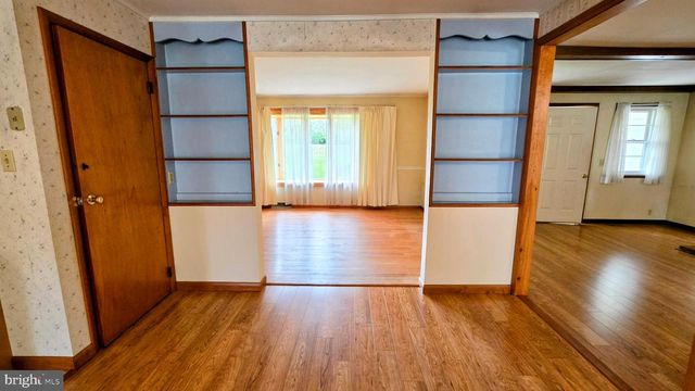 6679 MARTINSBURG PIKE, Shepherdstown, WV 25443