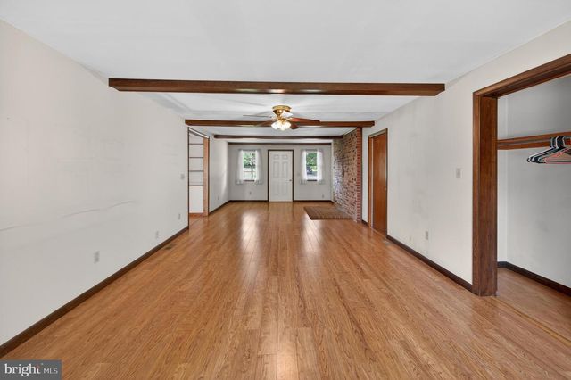 6679 MARTINSBURG PIKE, Shepherdstown, WV 25443