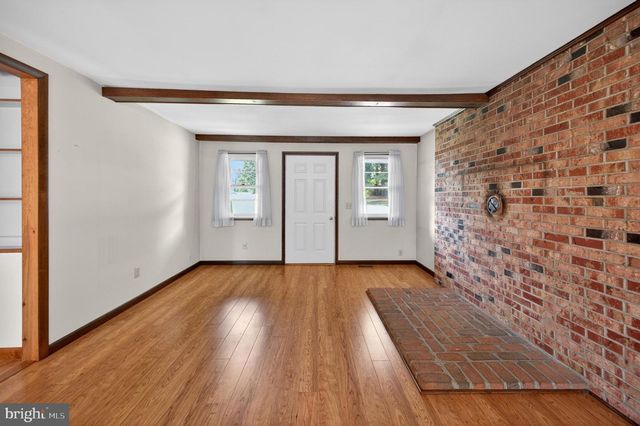 6679 MARTINSBURG PIKE, Shepherdstown, WV 25443