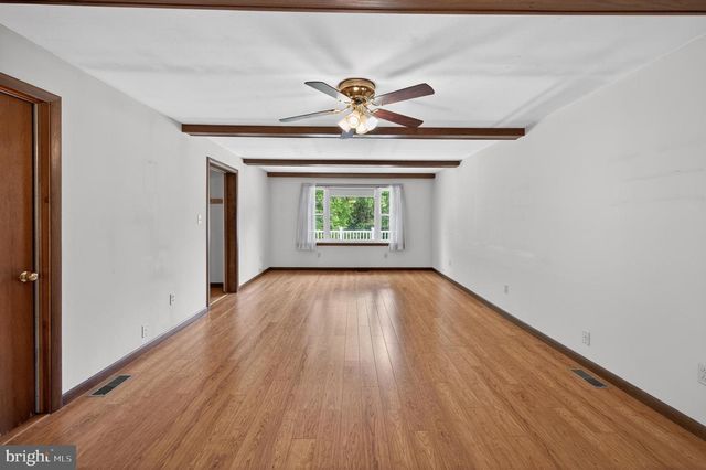 6679 MARTINSBURG PIKE, Shepherdstown, WV 25443