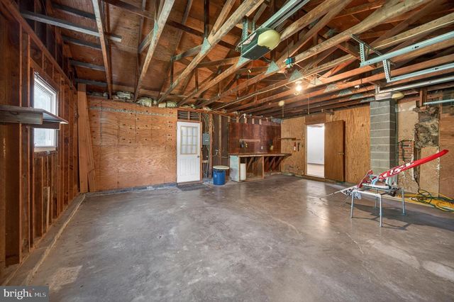 6679 MARTINSBURG PIKE, Shepherdstown, WV 25443