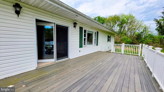 6679 MARTINSBURG PIKE, Shepherdstown, WV 25443